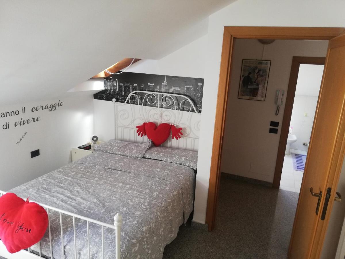 La Tua Mansarda A Bergamo Villa Exterior foto