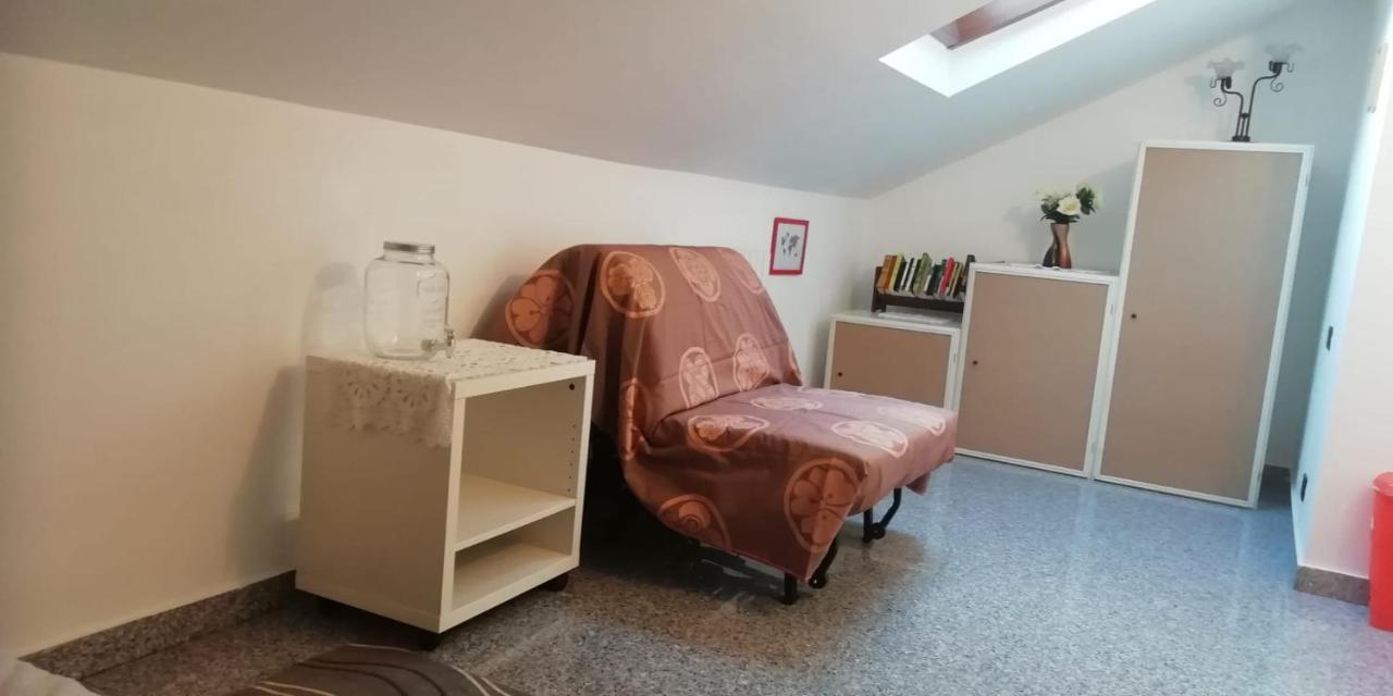 La Tua Mansarda A Bergamo Villa Exterior foto